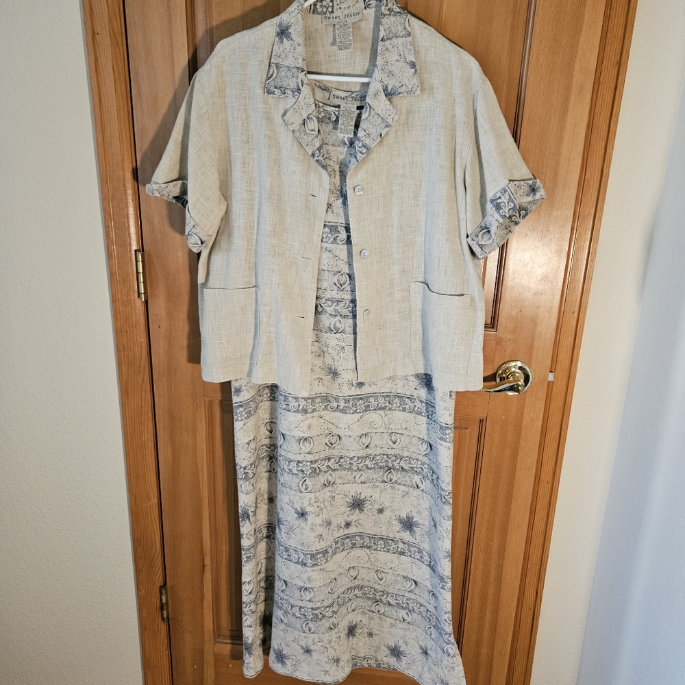 Sweet Jessie Size MP Blue and Cream Printed Two-Piece Women’s Dress Set - Picture 2 of 16